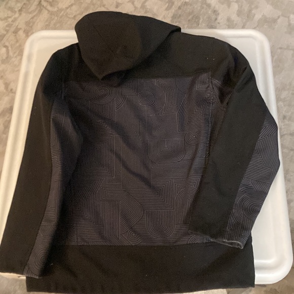 Free country, gray with black patterned, squares jacket - Picture 2 of 5